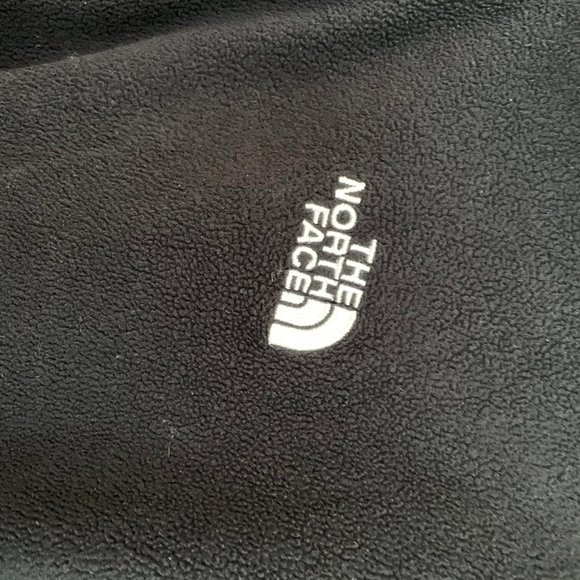 North Face Fleece Quarter Zip - Picture 3 of 3